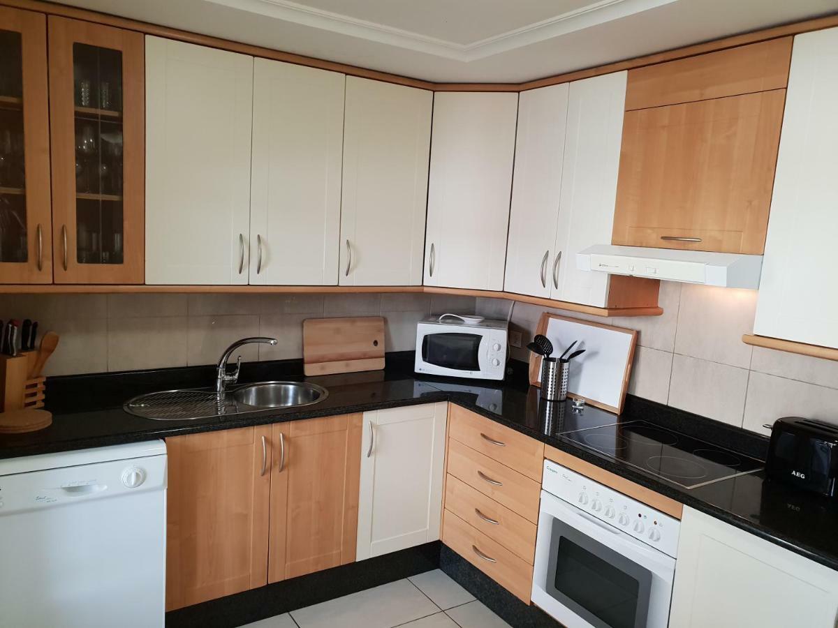 Terrazas Del Duque 2, Terrace, Sea View, Only 300 M To Beach, Heated Pool, Air Conditioning, Wifi Internet, Dishwasher, Washing Machine Costa Adeje  Exterior photo